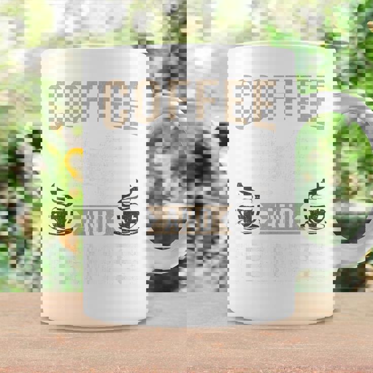 コーヒーとペキニーズ犬愛好家 コーヒーマグ ギフトのアイデア