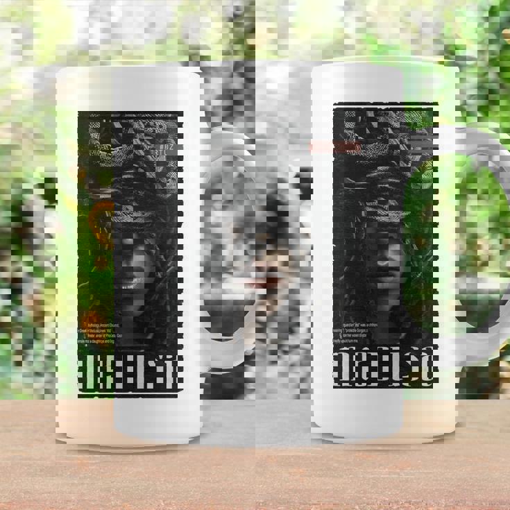 ゴルゴン メデューサ 女神 蛇 ギリシャ神話 メデューサ 長袖tシャツ コーヒーマグ ギフトのアイデア