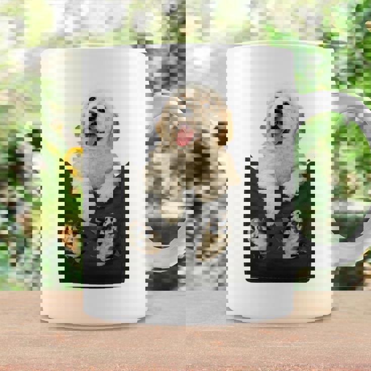 ゴールデンレトリバー ポケットに入った子犬 長袖tシャツ コーヒーマグ ギフトのアイデア