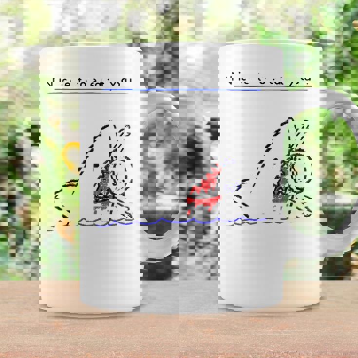 サメのことわざ ブラックユーモア Nice To Eat Yo コーヒーマグ ギフトのアイデア