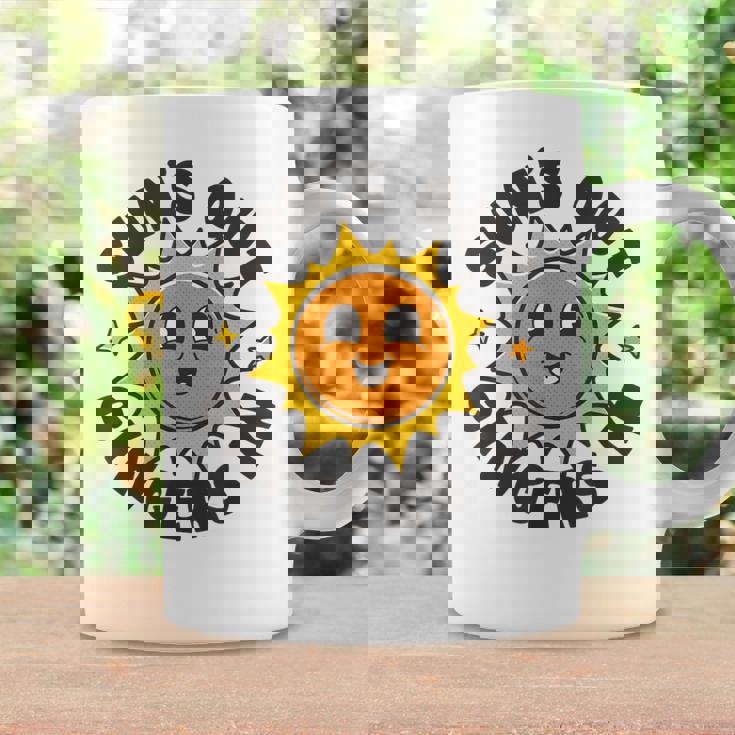 サンズ・アウト・ジンジャーズ・イン コーヒーマグ ギフトのアイデア