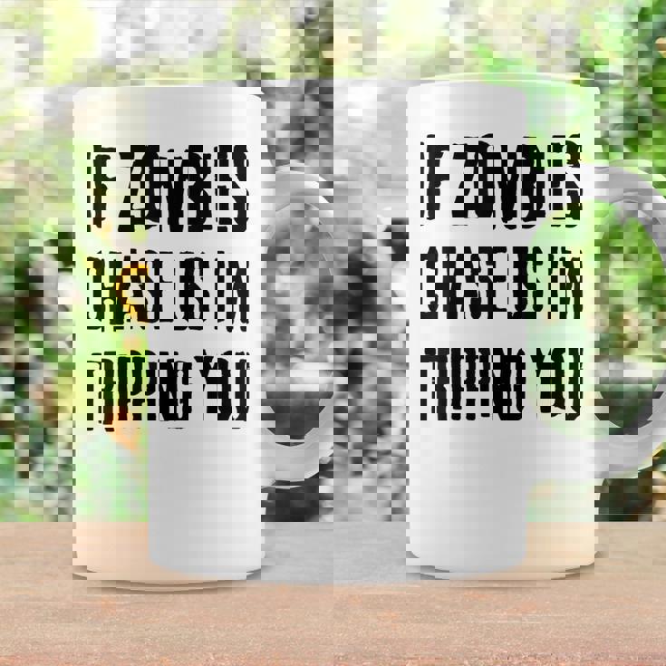 ゾンビに追われたらつまずくよおもしろいハロウィン コーヒーマグ ギフトのアイデア