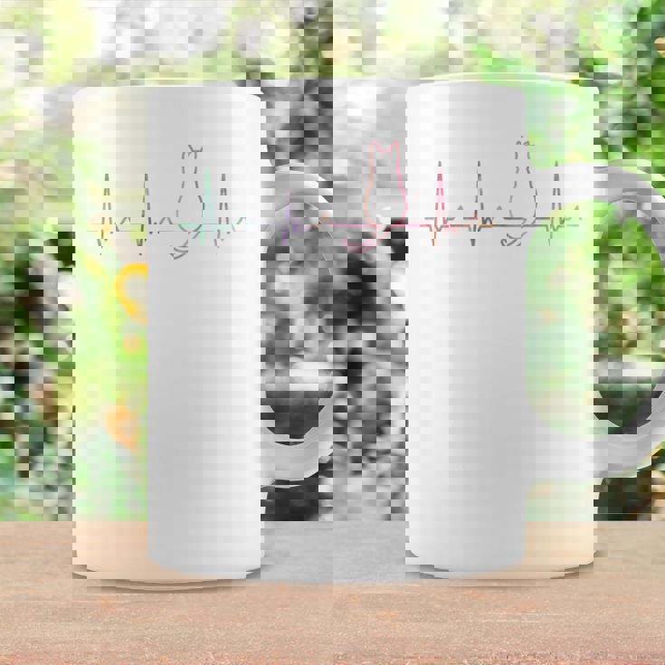 ハートビート 猫好き ねこ好き ネコ好き ハートビート猫 後ろ姿 猫の飼い主 おもしろ 可愛い ネコ 猫 ねこ 長袖tシャツ コーヒーマグ ギフトのアイデア