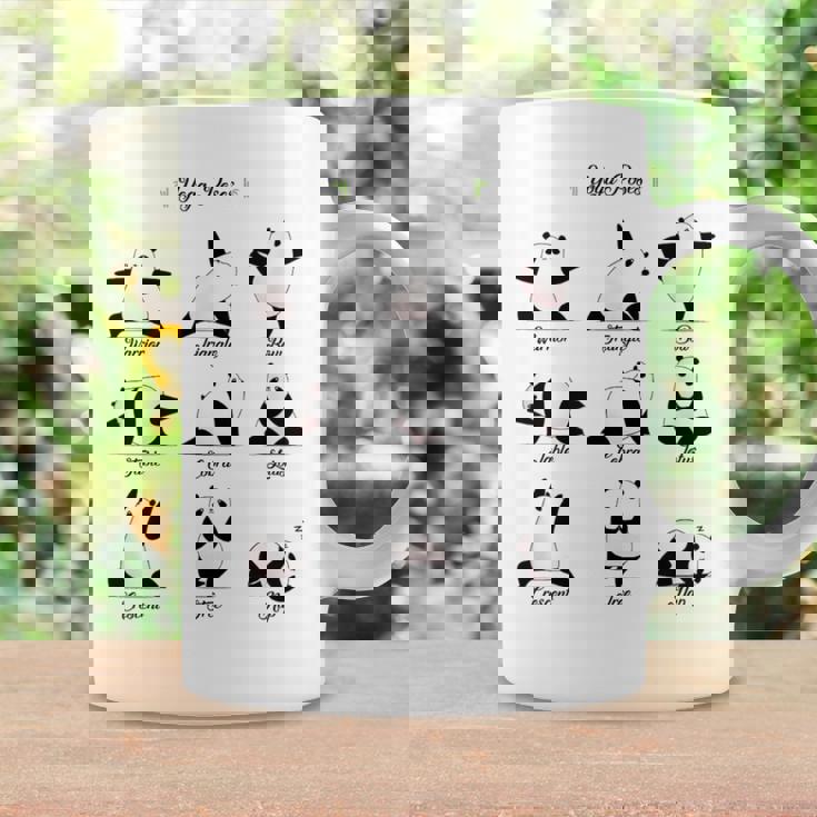 パンダヨガポーズ、パンダは異なるヨガポジションを作ります。 コーヒーマグ ギフトのアイデア