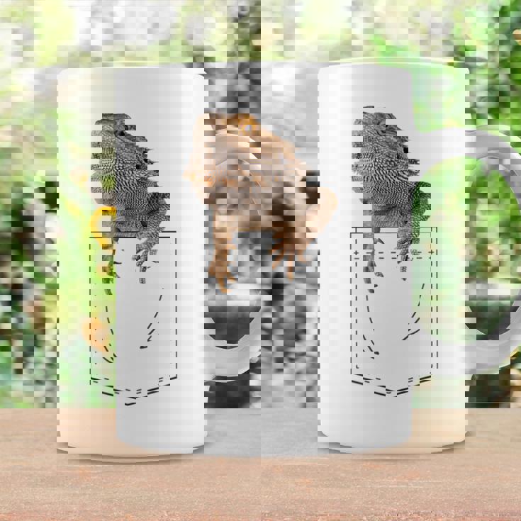 ヒゲのあるドラゴンリザード 爬虫類フェイクポケット コーヒーマグ ギフトのアイデア