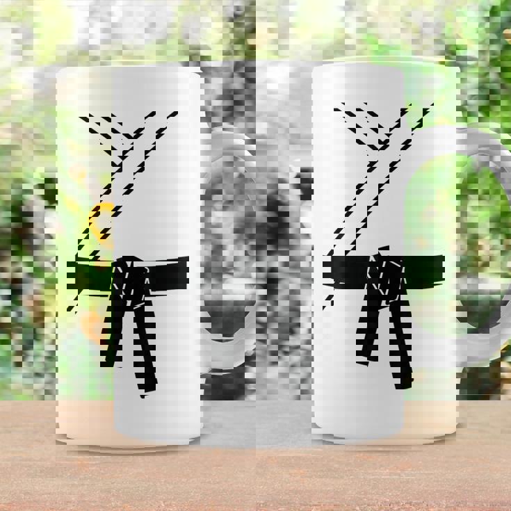 ブラックベルトコスチューム 空手着 柔道 テコンドー カンフー 武道 コーヒーマグ ギフトのアイデア