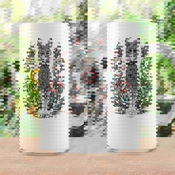 マンダラデザインのかわいい猫の曼荼羅。 長袖tシャツ コーヒーマグ ギフトのアイデア