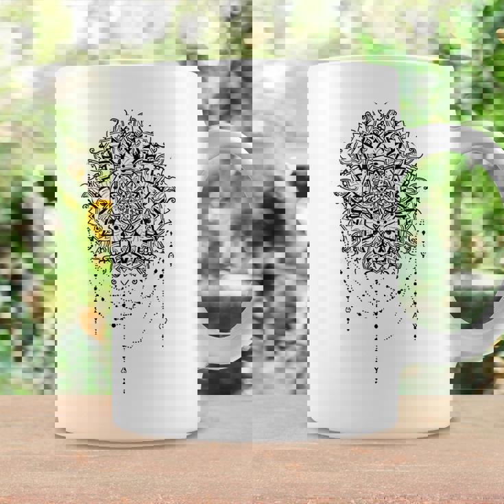 マンダラフラワー神聖幾何学フラクタルアート良い雰囲気 コーヒーマグ ギフトのアイデア