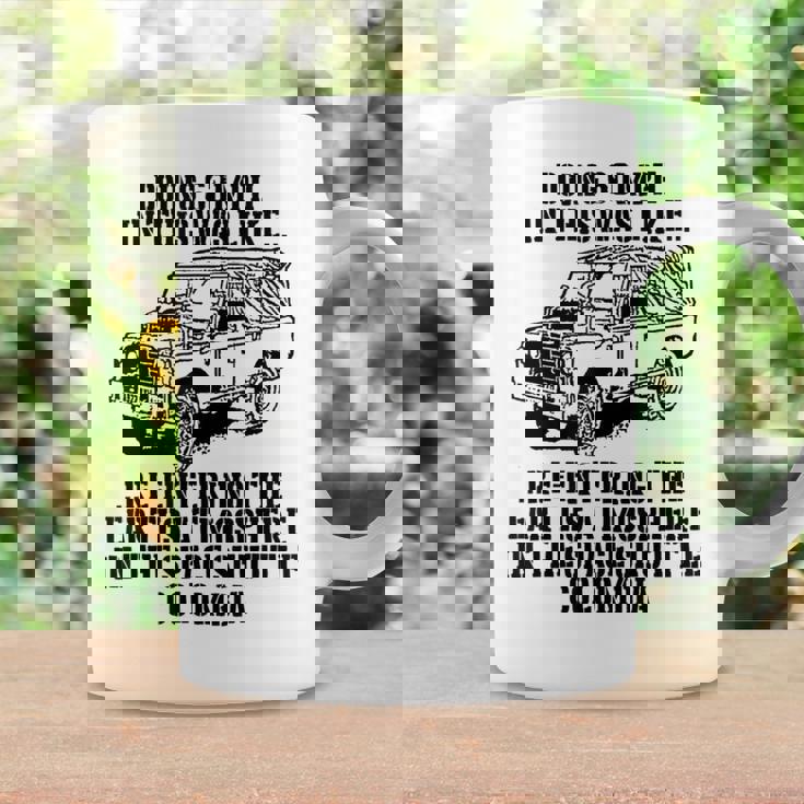 ミリタリーユーモア ランドローバーのファン コーヒーマグ ギフトのアイデア