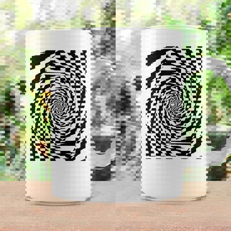 催眠術師 ヒプノシス グラフィック 目の錯覚 トリッピー スパイラル 幾何学模様 コーヒーマグ ギフトのアイデア