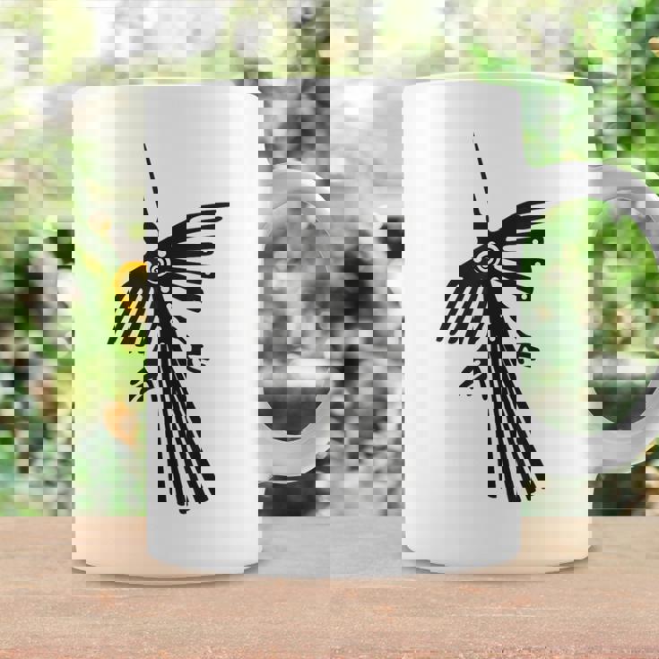 南米のペルーナスカラインハチドリコンドルのシルエット。 コーヒーマグ ギフトのアイデア