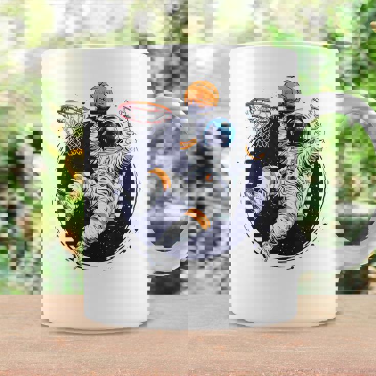 宇宙飛行士 バスケットボール 宇宙 ボール 惑星 銀河 コーヒーマグ ギフトのアイデア