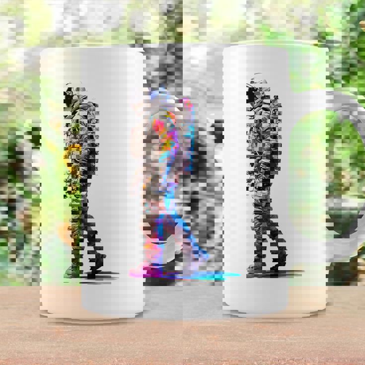 宇宙飛行士 宇宙モチーフ カラフル 宇宙飛行士 コーヒーマグ ギフトのアイデア