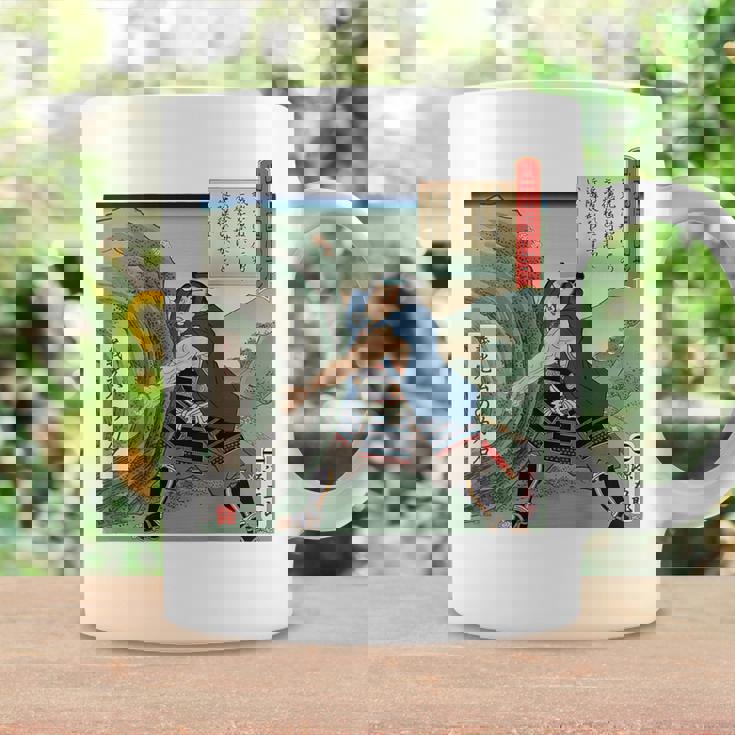 日本 浮世絵 出羽国 山形 山形城 ５７万石 最上義光 源氏 蔵王 力石 バックプリント コーヒーマグ ギフトのアイデア