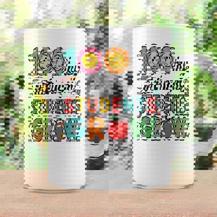 生徒たちが幸せに育つ100日間の学校を見る コーヒーマグ ギフトのアイデア