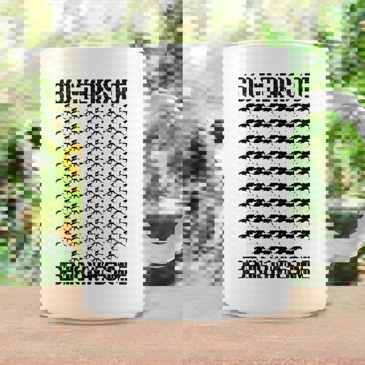 競馬 還暦 面白いtシャツ 馬 ウマ 還暦祝い 60歳 父の日 おもしろ 服 メンズ グッズ 大人 父 男性 コーヒーマグ ギフトのアイデア