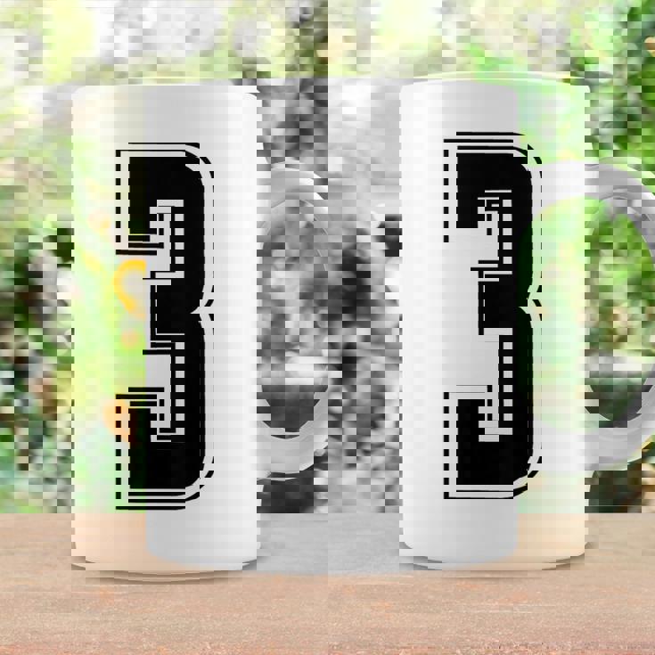 背番号 3 チーム短大スポーツ背番号付きユニフォーム コーヒーマグ ギフトのアイデア