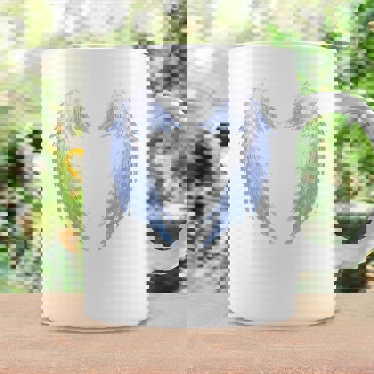 背面に美しい白い天使の羽のデザイン コーヒーマグ ギフトのアイデア
