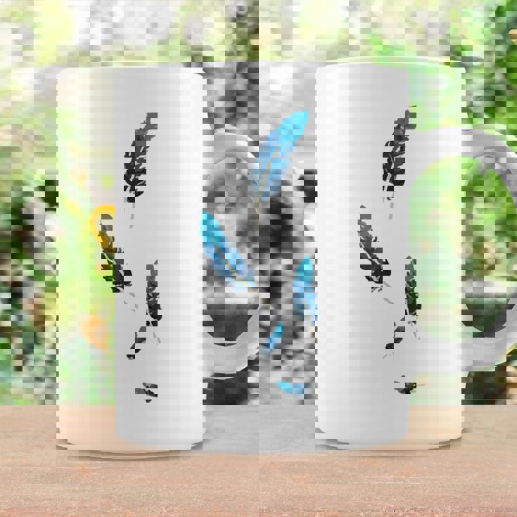 落ちる青い鳥の羽 コーヒーマグ ギフトのアイデア