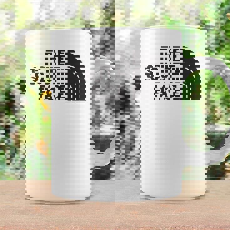 面白いパロディシャツ 夏のクールなデザインのための南の顔 コーヒーマグ ギフトのアイデア