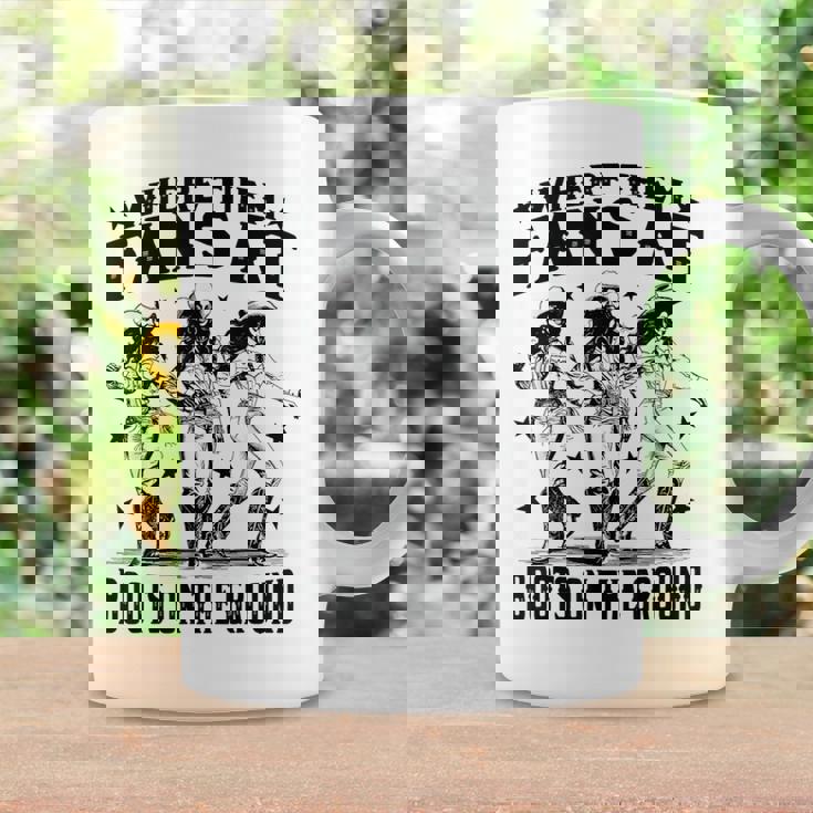 黒のカウガールウエスタンカントリーロデオライニングブーツグランド コーヒーマグ ギフトのアイデア