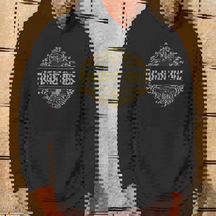 59歳の誕生日伝説は1965年8月に誕生しました。 パーカー ライフスタイル