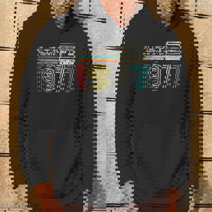 Classic 1977 Retro Birthday Idea 1977 Cassette Tapeintage パーカー ライフスタイル