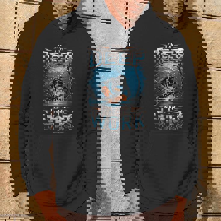 I'm Deep In My Work 水中溶接機 パーカー ライフスタイル