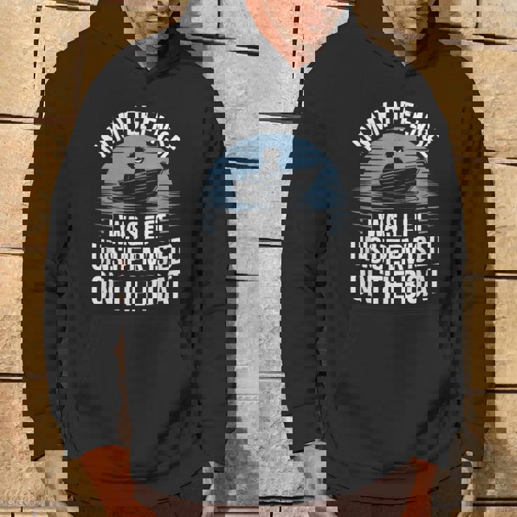 In My Defense I Was Unwatched On The Boat Fishing愛好家 パーカー ライフスタイル