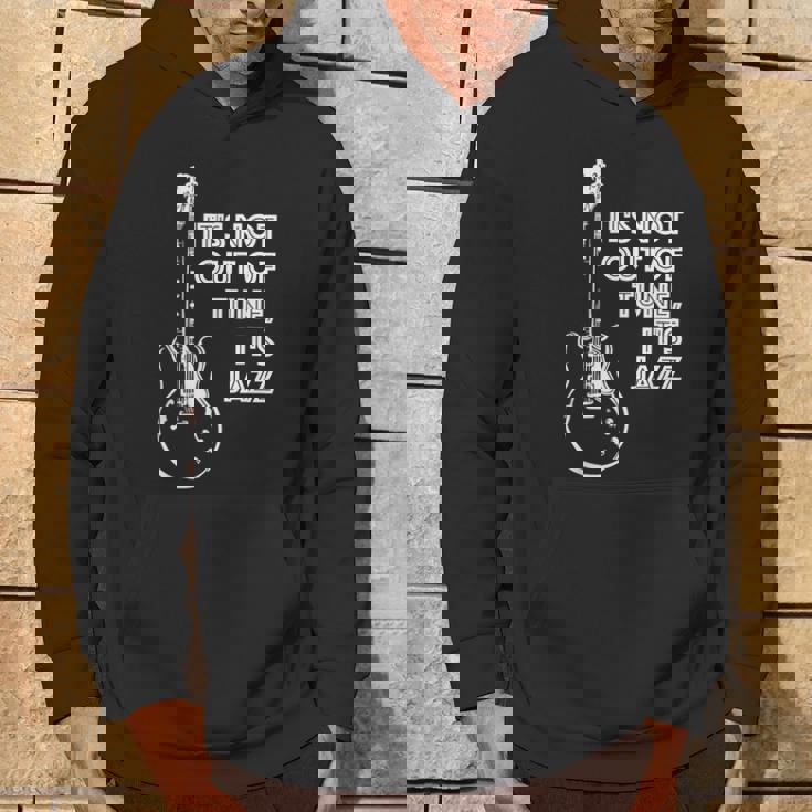 It's Not Out Of Tune It's Jazz パーカー ライフスタイル