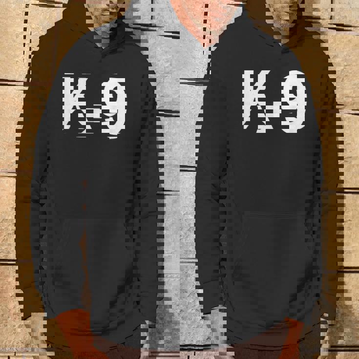 K9 ジャーマンシェパード ロゴデザイン K-9 退役軍人の日 パーカー ライフスタイル