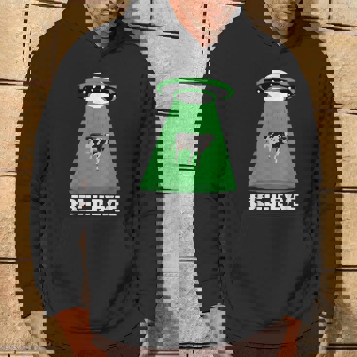 Ufo Cow Abduction Ufo Alien Abduction パーカー ライフスタイル