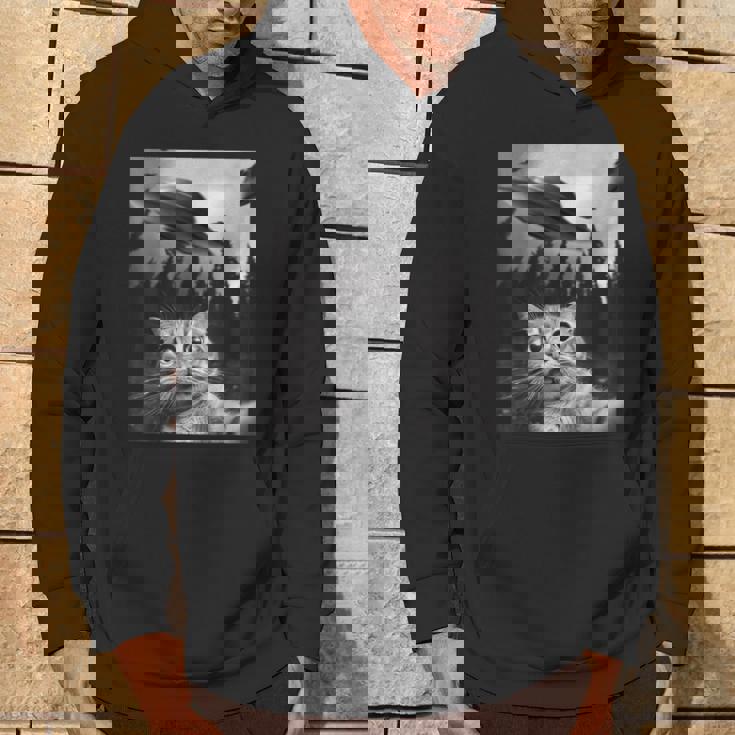 Ufo と面白い猫のセルフィー パーカー ライフスタイル