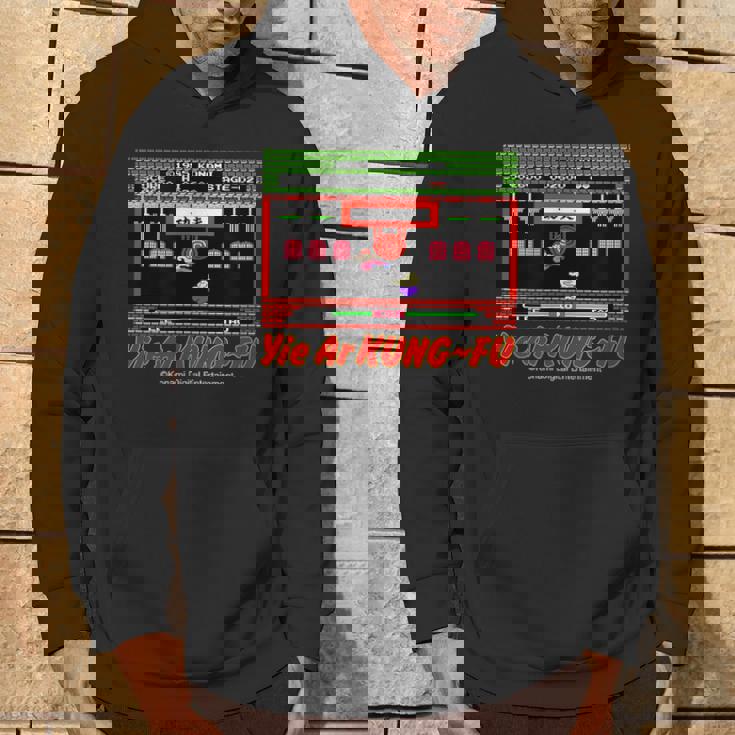 「イー・アル・カンフー」キック パーカー ライフスタイル