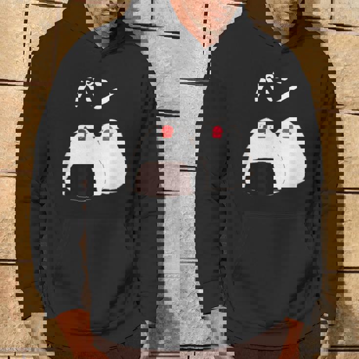 【パン】おにぎり オニギリ ごはん お米 文鳥 桜文鳥 サクラブンチョウ 白文鳥 おもしろ 文鳥 文鳥好き パーカー ライフスタイル