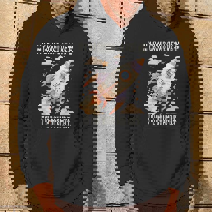 おじいちゃんは私を月まで愛して帰って パーカー ライフスタイル