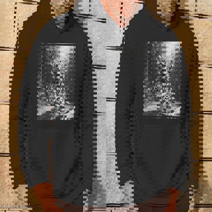 おもしろいアライグマ乗馬トラ驚いた怖い猫の自撮り。 パーカー ライフスタイル