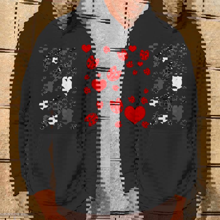 かわいいてんとう虫とハートのてんとう虫柄 パーカー ライフスタイル