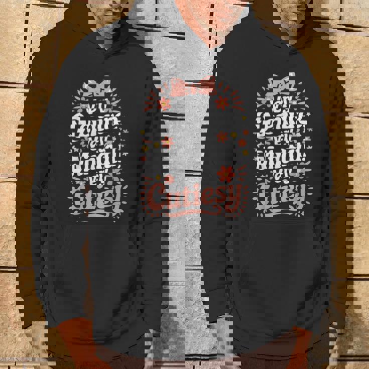 かわい子ちゃんの服はとても控えめで、とてもマインドフルで、とてもかわいいです。 パーカー ライフスタイル