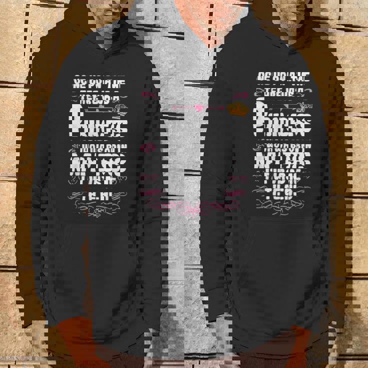 むかしむかし、あるところにお姫様がいました。1983年5月 誕生日 パーカー ライフスタイル