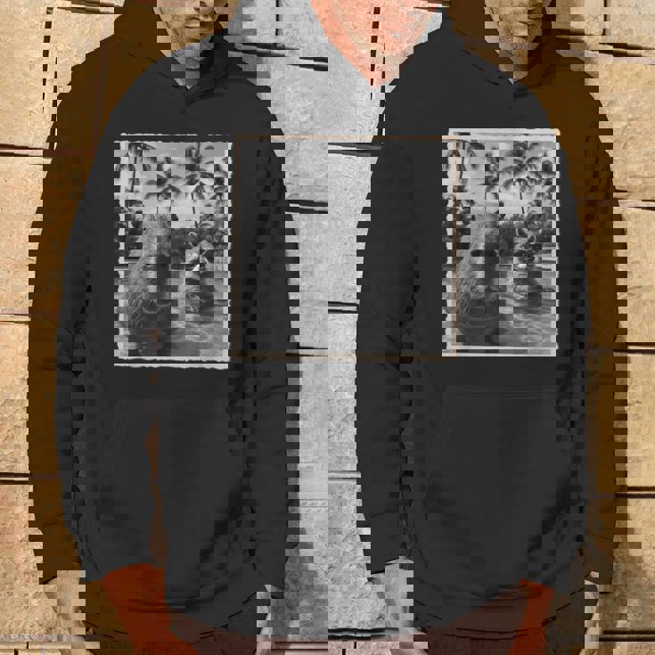 アライグマとカピバラ自撮り パーカー ライフスタイル