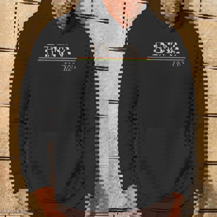 エンナ イタリア パーカー ライフスタイル