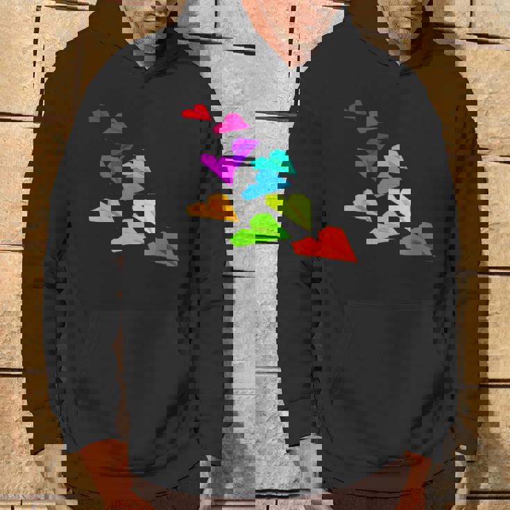 カラフルな紙飛行機デザイン 飛行機愛好家向け パーカー ライフスタイル