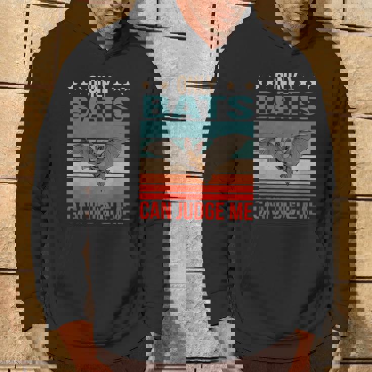 コウモリは私を判断できる 吸血コウモリ コウモリ パーカー ライフスタイル