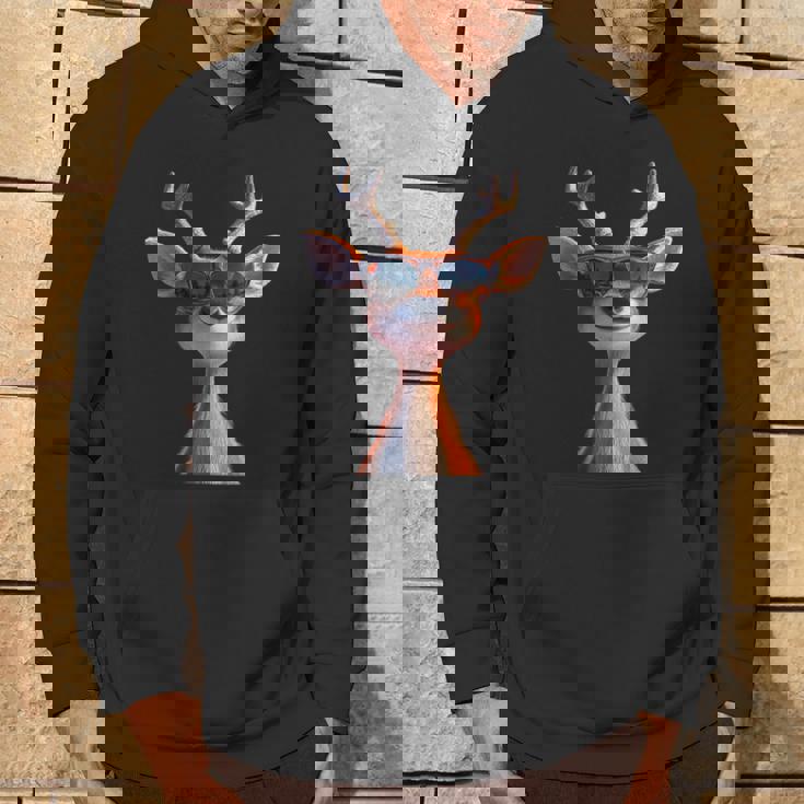 サングラスの角を持つ雄鹿狩猟鹿トナカイ赤鹿 パーカー ライフスタイル