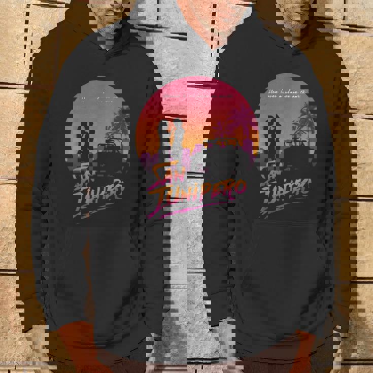 サンジュニペロへようこそ パーカー ライフスタイル