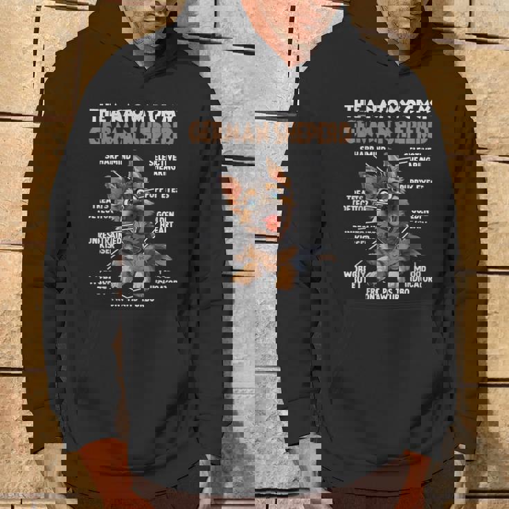 ジャーマン シェパードの犬の散歩犬愛好家のジャーマン シェパード パーカー ライフスタイル