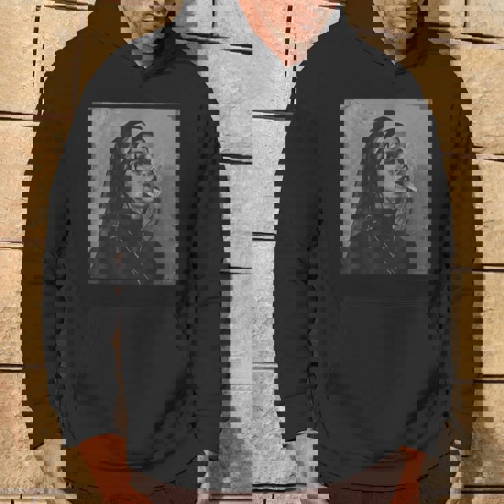 タバコを吸うクールな尼僧、反抗的な尼僧 パーカー ライフスタイル