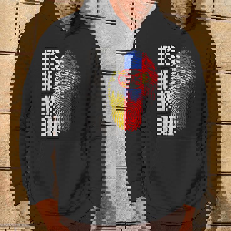 ドイツとセルビアのdna遺産フラグ パーカー ライフスタイル