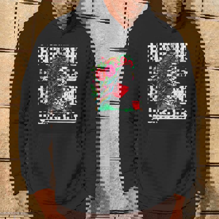 パレスチナのバンダナを持つパレスチナの少女 パレスチナ人 パーカー ライフスタイル